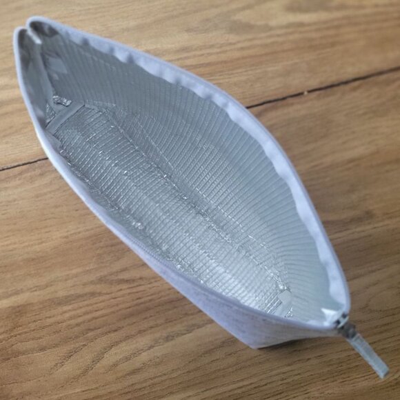 Thirty-One Gifts Vintage Zippered Pouch - Picture 3 of 3